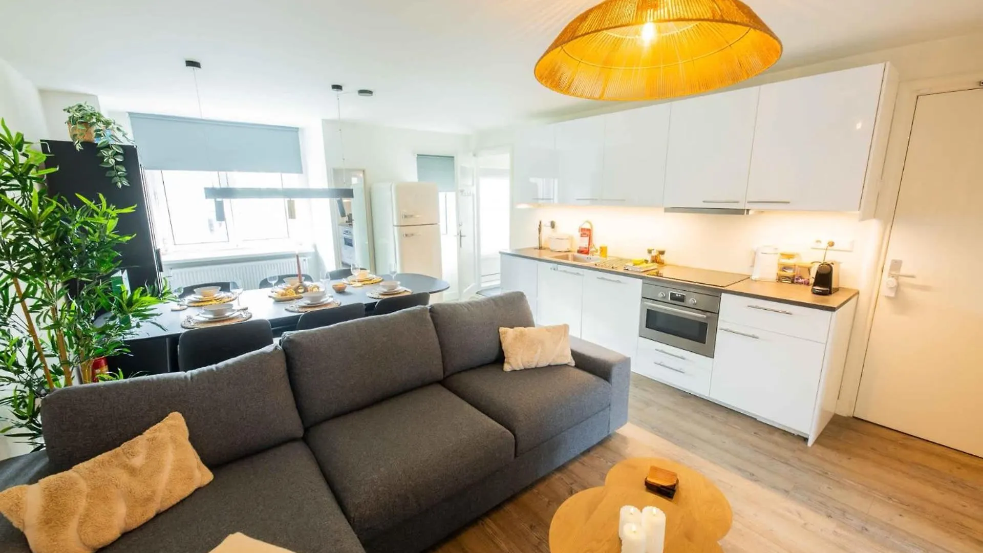 Premium 70M2 Two-Bedroom Apartment - Sd23H 埃因霍温