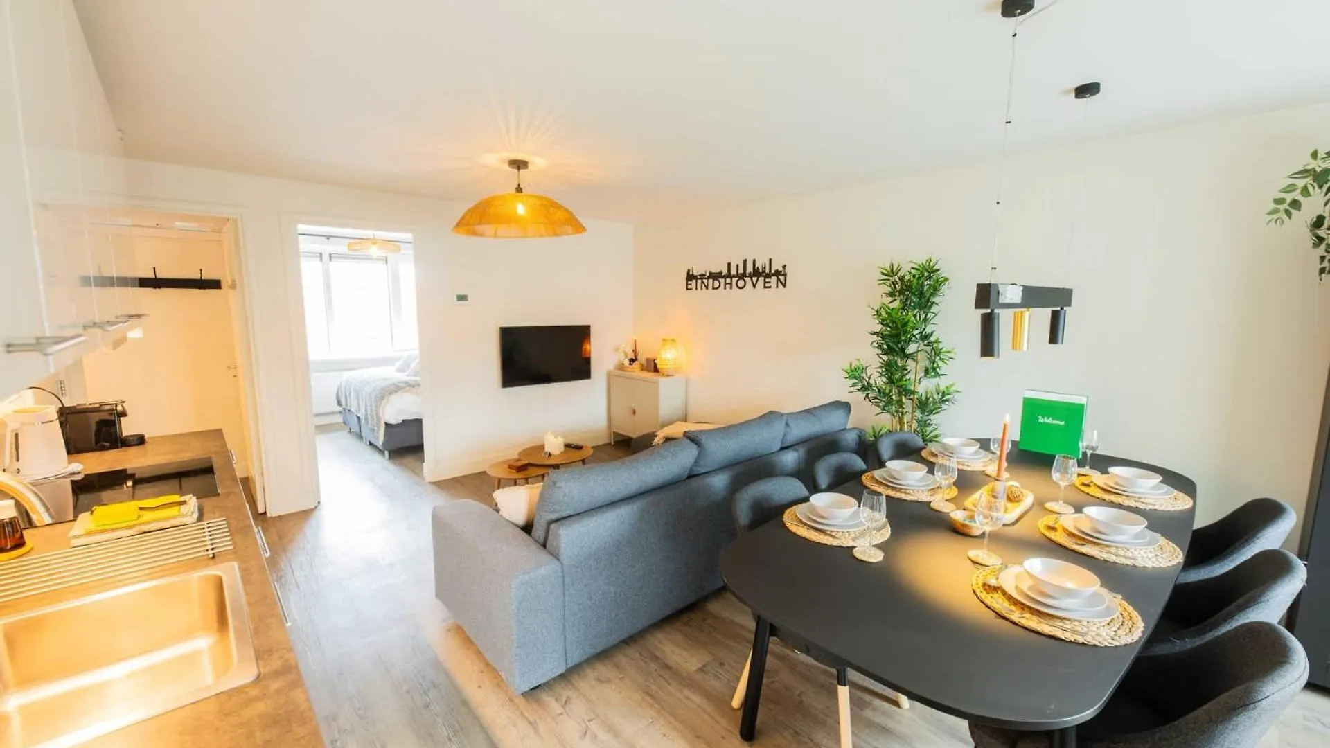 Premium 70M2 Two-Bedroom Apartment - Sd23H 埃因霍温