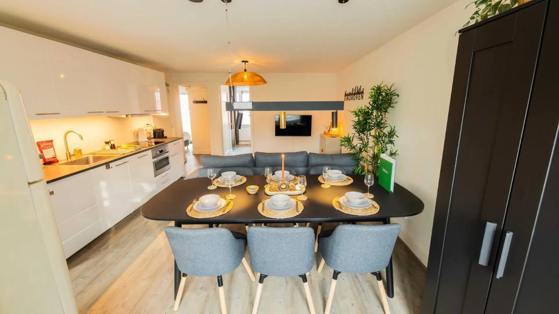 Premium 70M2 Two-Bedroom Apartment - Sd23H 埃因霍温
